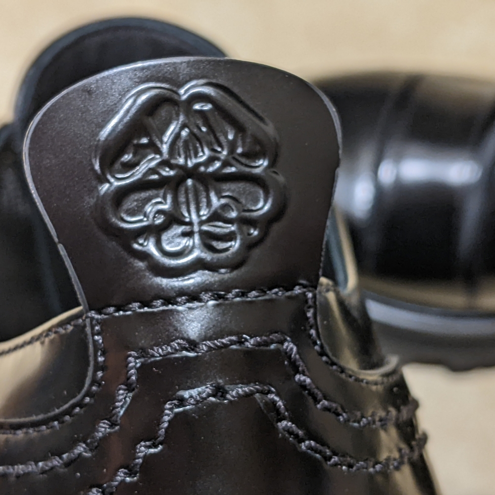 Alexander McQueen 37.5 Lucent black leather cutout lug sole shoes Edgy NWT Box - Picture 7 of 16